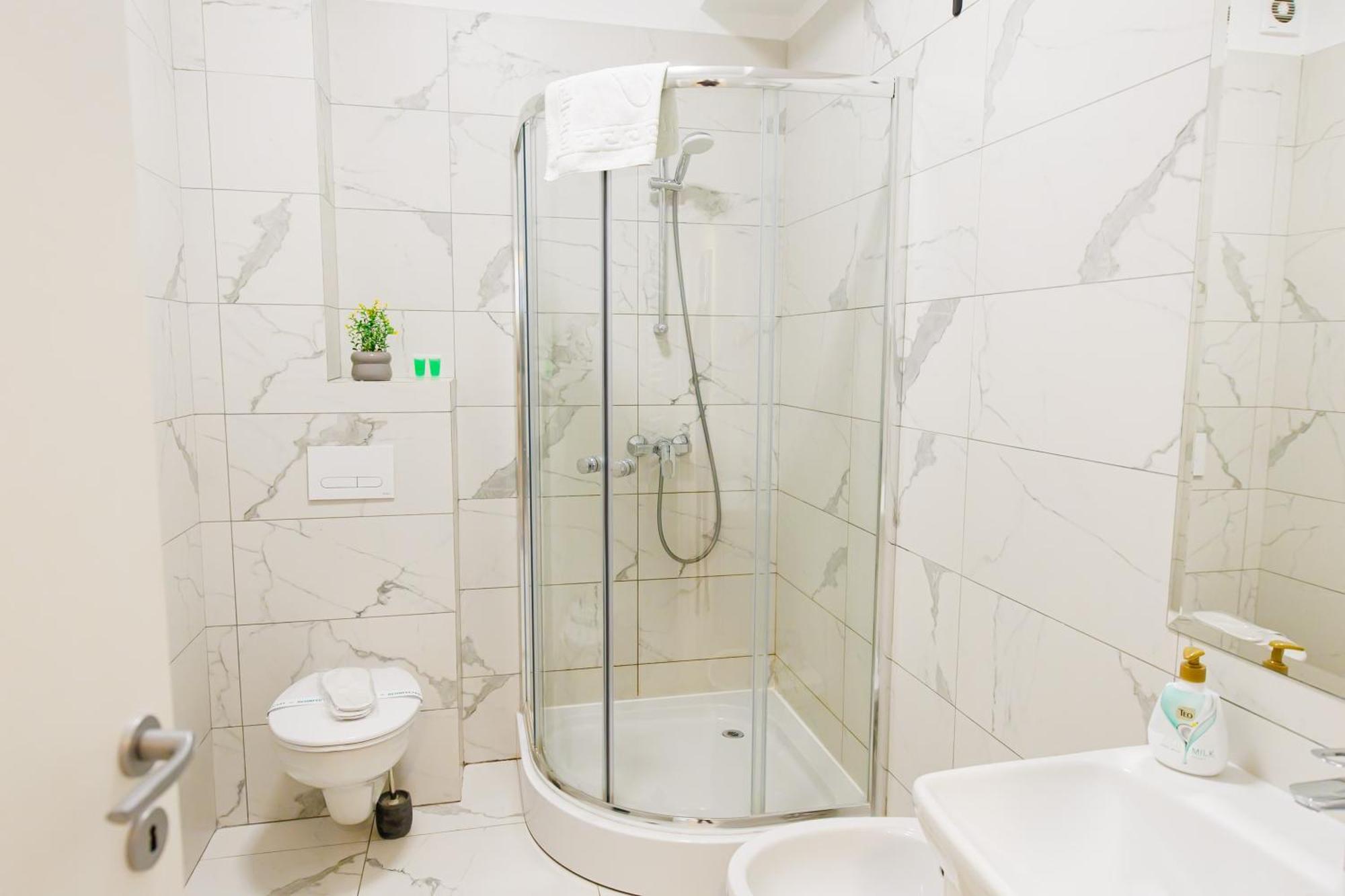 17 Zimbrului Residence At Lazar Towers Palas Iasi Exterior foto